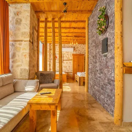 1 Bedroom With Private Pool *