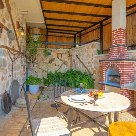 1 Bedroom With Private Pool Willa *