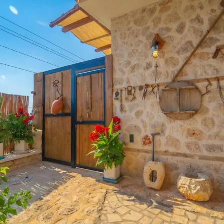 1 Bedroom With Private Pool Kalkan